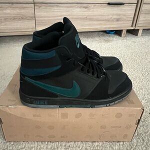 Black & Teal Nike Prestige IV High. Size 8 mens, 9.5 women’s.
